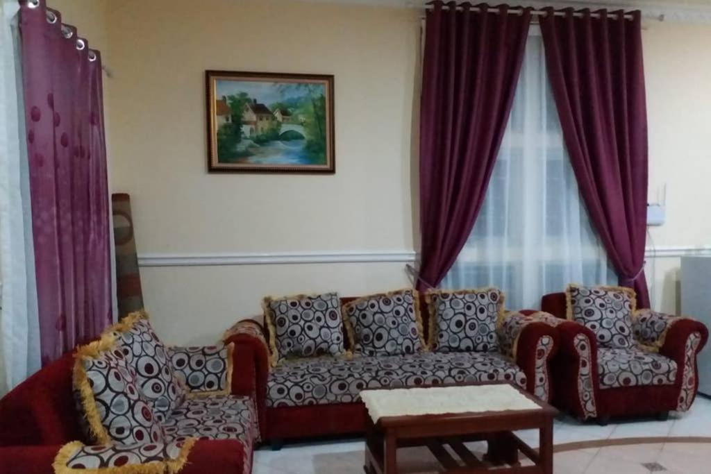 Villa Nils Чианджур Екстериор снимка